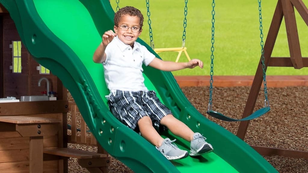 Backyard Discovery Mount Triumph Swing Set